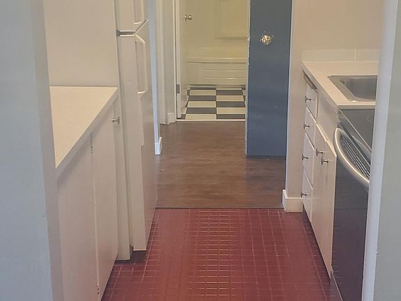 2nd image of 1401 E Harrison St #Nwe4d9yct
