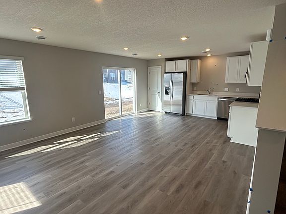 5th image of 1966 Highview Ter