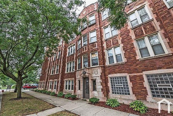 1st image of 224 E 109th St #222