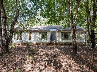 216 Crescent Dr, Davidson, NC 28036