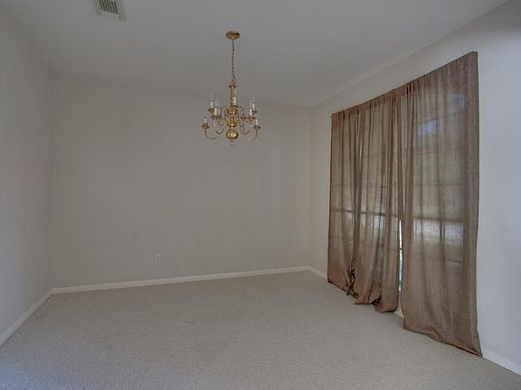 4th image of 5910 Mettler Ln