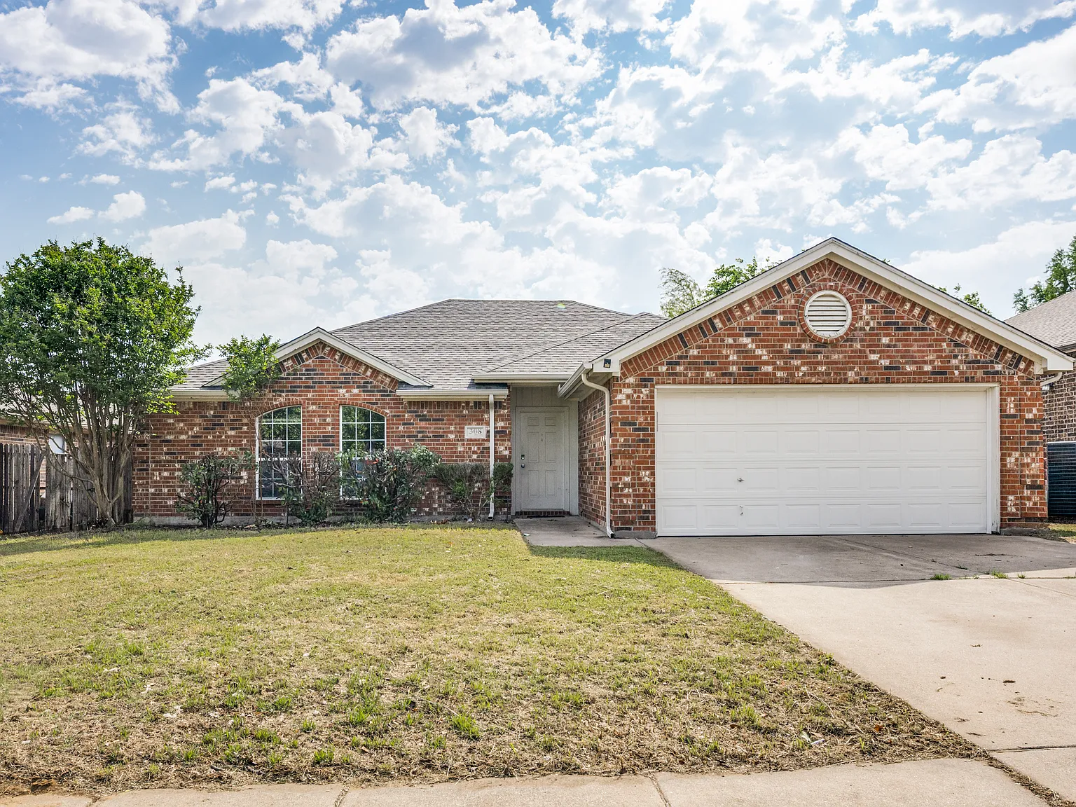 3 bed, 1634 sqft, $1,850 — Photo 1