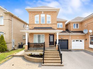 214 Farmstead Rd, Richmond Hill, ON L4S 2J6