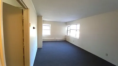 235 Exeter Pl Photo 1