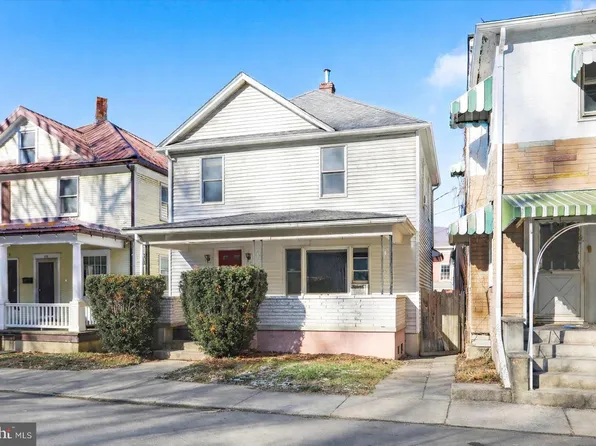 574 S Water St, Keyser, WV 26726
