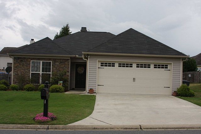 1st image of 3001 Nancy Dr