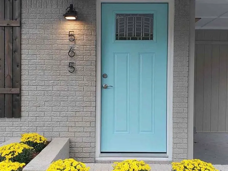 565 Lakeland Dr — Photo 1
