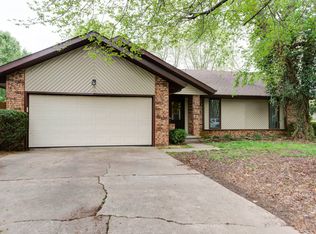 4532 S Weller Ave, Springfield, MO 65804