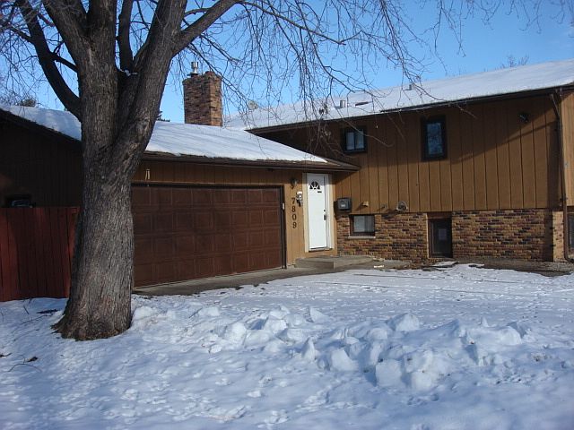 2nd image of 7809 Arlington Ave N