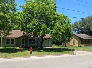 516 S McKinney St, Mexia, TX 76667