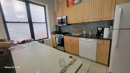Rented by Chartwell Manhattan Realty