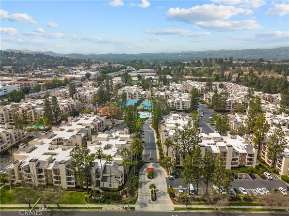 5535 Canoga Ave APT 135, Woodland Hills, CA 91367
