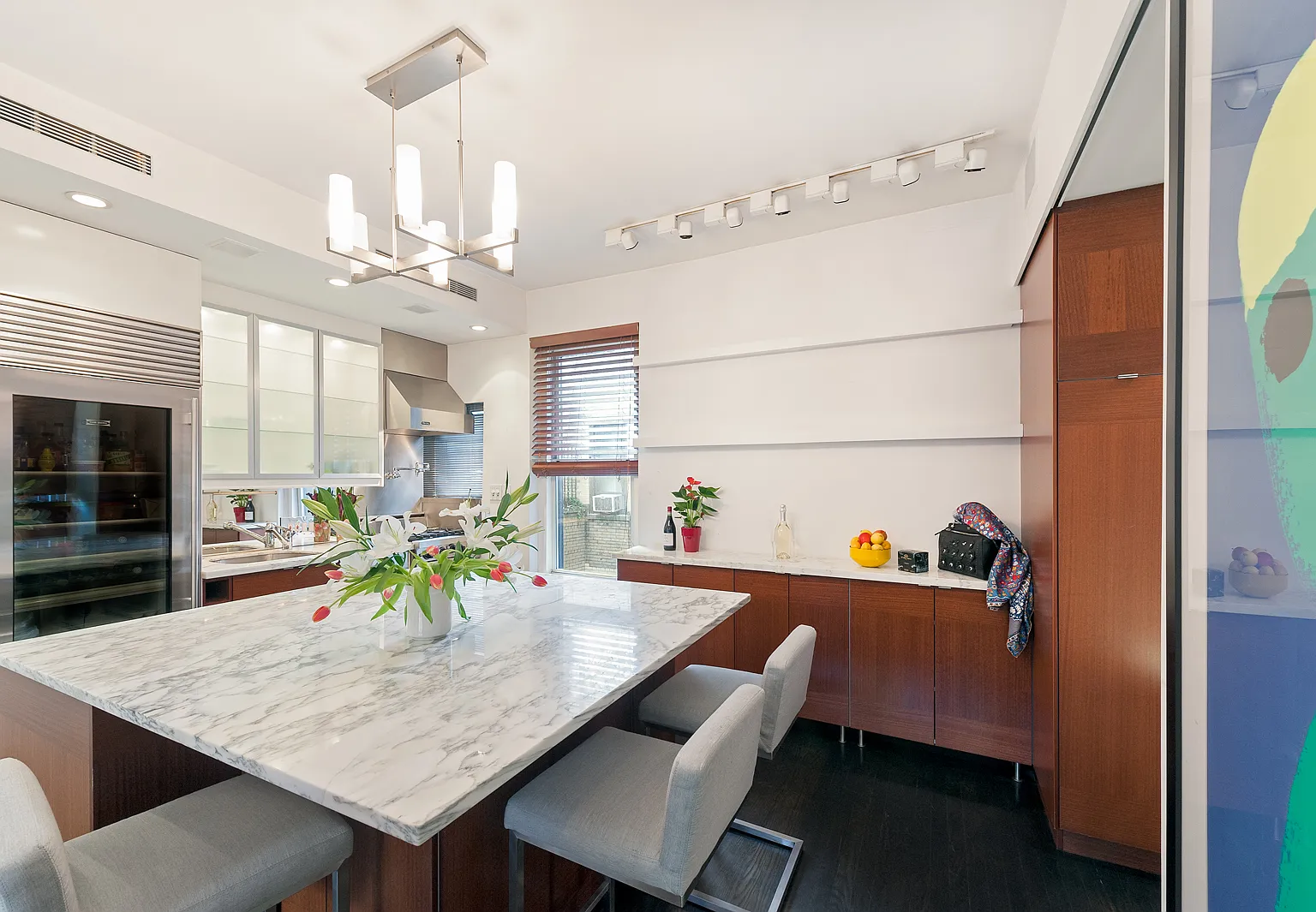 200 West 54th Street — Photo 3