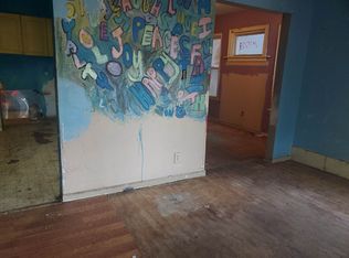 1017 SW 16th St, Topeka, KS 66604