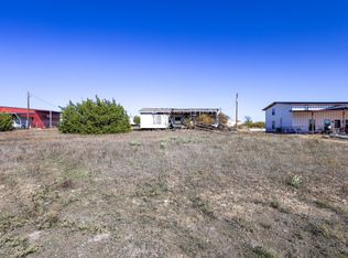 4610 Milburn Rd, Cresson, TX 76035