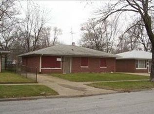 768 King St, Gary, IN 46406