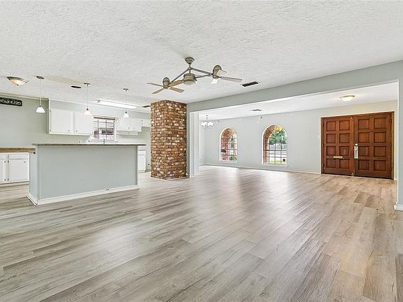 5th image of 4512 Wilson Dr