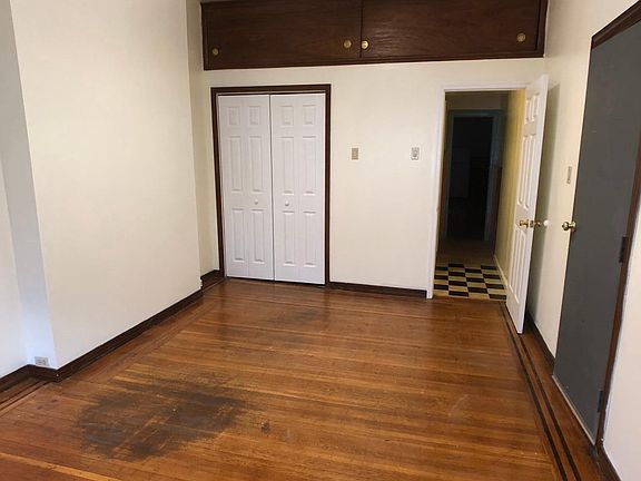 3rd image of 1510 S Broad St #1