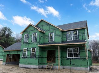 684 Portland St, Rochester, NH 03867