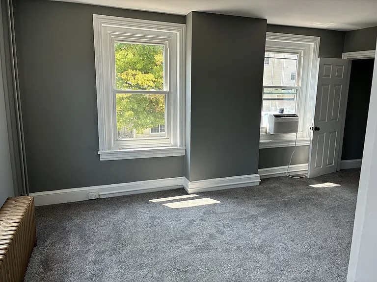 814 E Hector St #2 — Photo 6