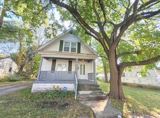 920 W McClure Ave, Peoria, IL