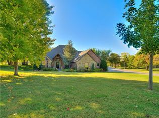 5700 Pecan Grove Pl, Edmond, OK 73034