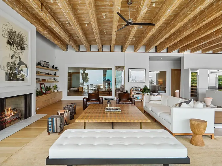 Modern design meets ultimate comfort.