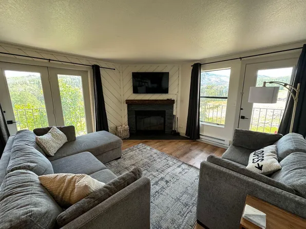 464 North Hwy, Brian Head, UT 84719