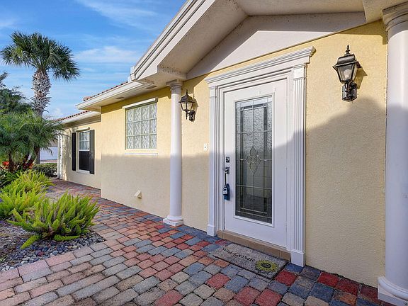 5th image of 11361 SW Pembroke Drive