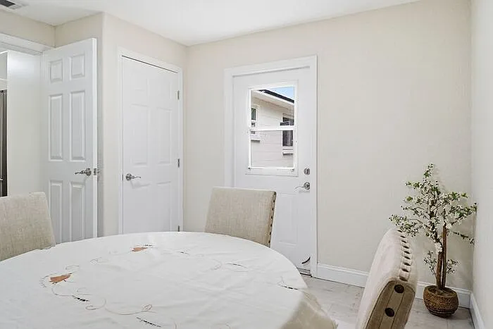 6338 Aberdeen Ave — Photo 17