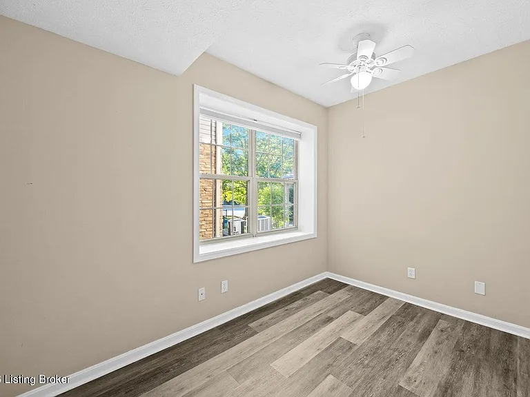 13202 Prospect Glen Way — Photo 17