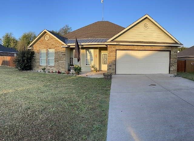 1st image of 109 Clay Dr