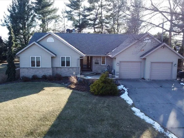 4939 Highwood Cir, Middleton, WI 53562