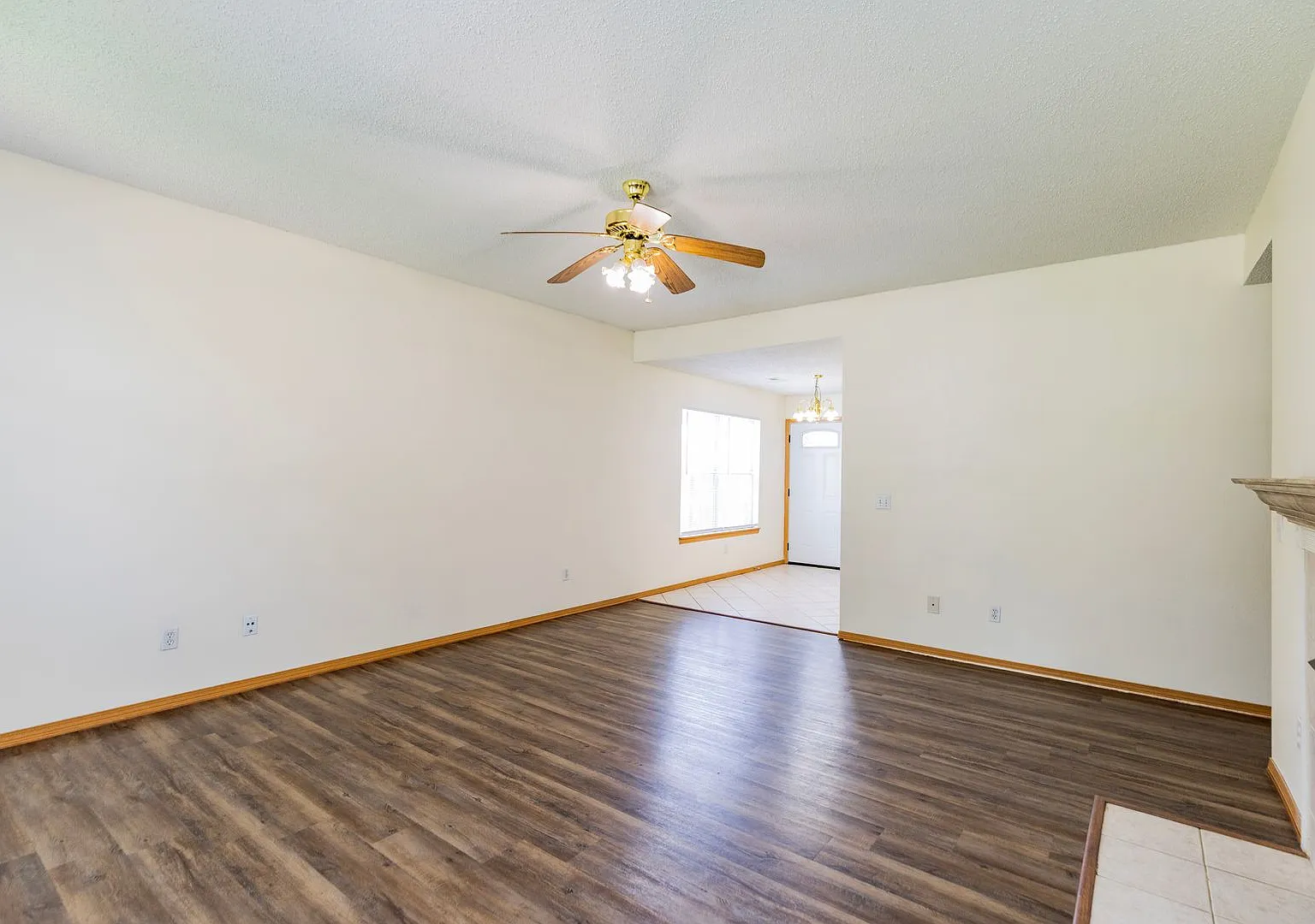 1502 Cresent — Photo 4