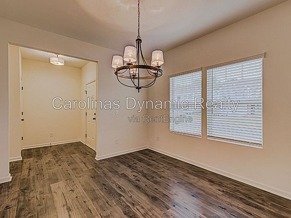 5th image of 4020 Beacon Ave