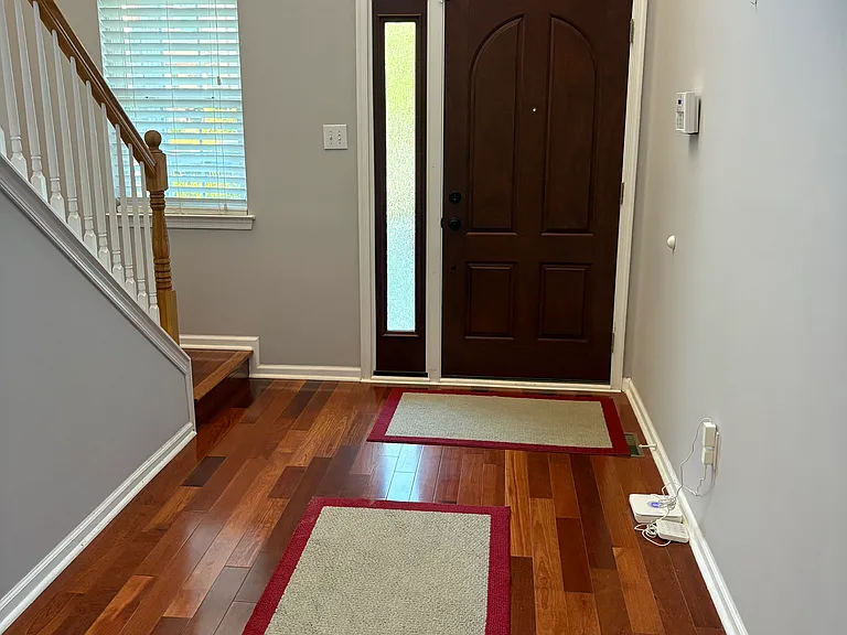 628 Maple Ave — Photo 2