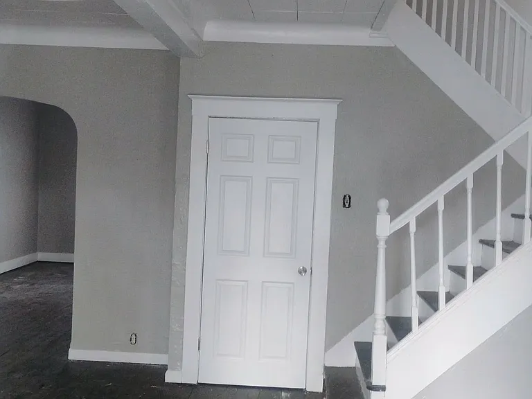 1408 Roosevelt Ave — Photo 4