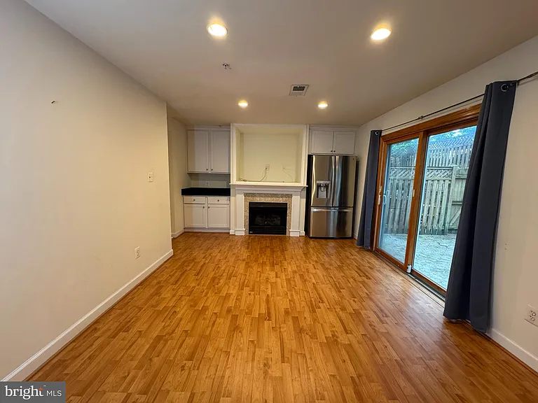 504 N Thomas St #I — Photo 15