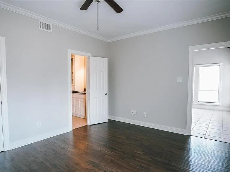 4144 Greystone Way #104 — Photo 11