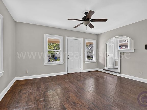 5th image of 2034 Berkshire Pl