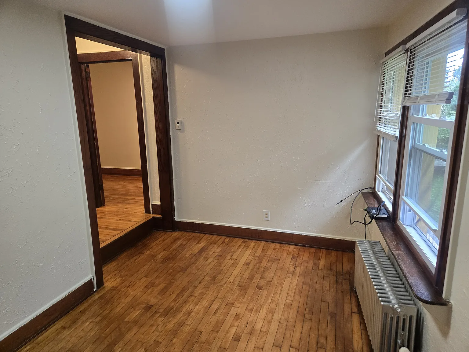 Suncrest Court - 3 — Photo 1