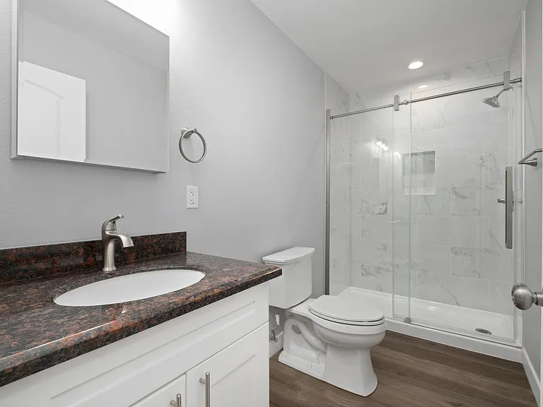 7915 Milton Avenue — Photo 15