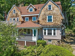 5 Leamington Rd, Brighton, MA 02135