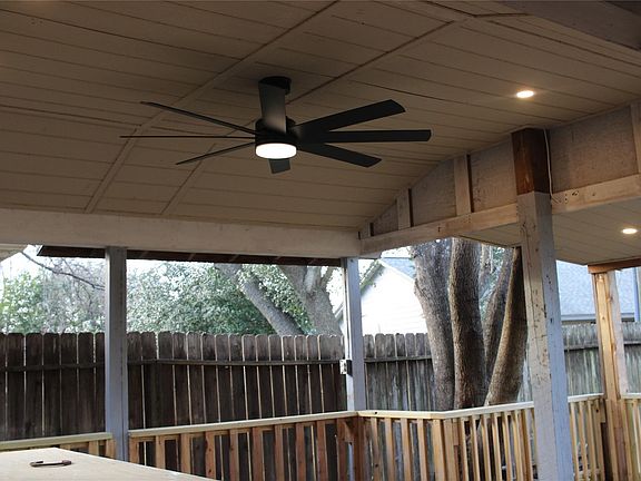 3rd image of 4406 Conward Dr