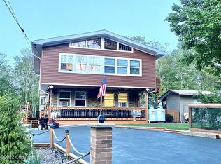 122 N Forrest Dr, Milford, PA