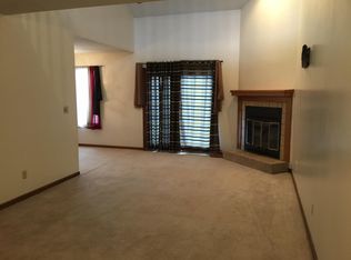 1026 Christopher Ln APT B, Springfield, IL 62712