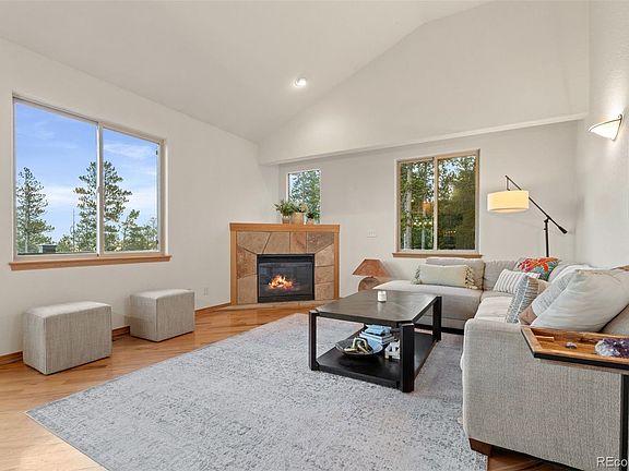 4th image of 100 Apache Road