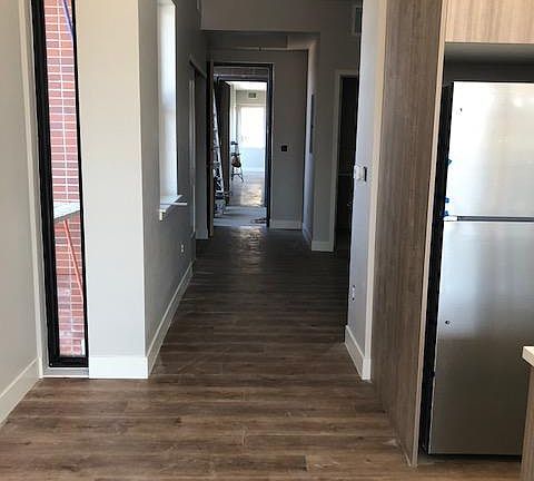 5th image of 960 N Emerson St #201