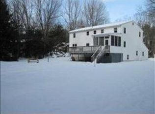35 Maidstone Dr, Merrimack, NH 03054