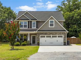 563 Wren Rd, Piedmont, SC 29673